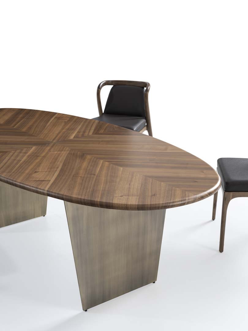 Dining Table Trend